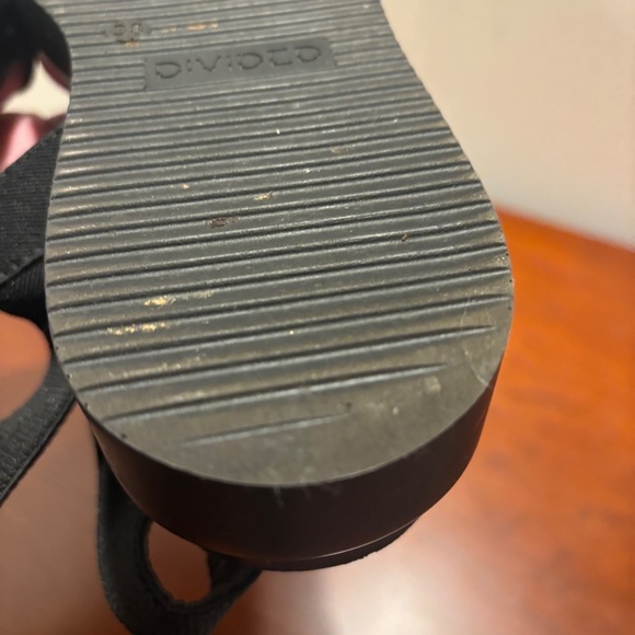 H&M Divided Platform Sandals in Black Size 38/7 - Picture 8 of 8